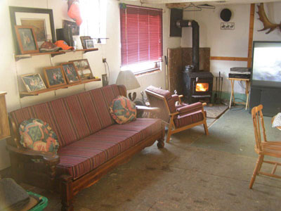 clubhouse left view